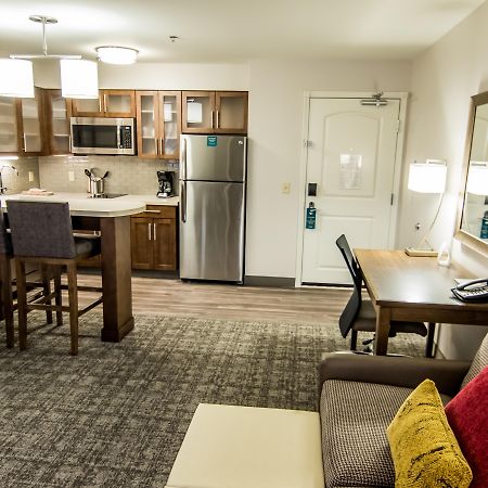 Staybridge Suites Anchorage By Ihg Kültér fotó